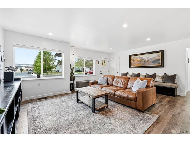 2815 S Glencoe St, Denver, CO 80222