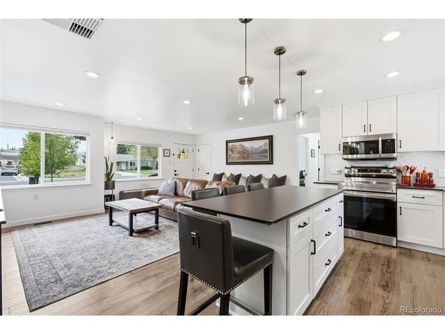 2815 S Glencoe St, Denver, CO 80222