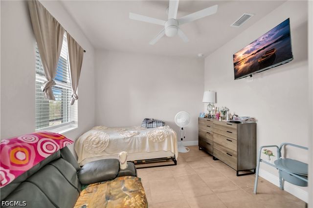 384 Neighborly RD, Labelle, FL 33935