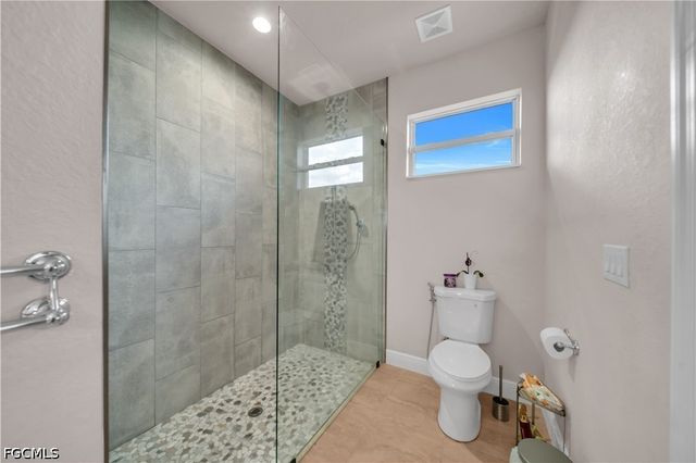 384 Neighborly RD, Labelle, FL 33935