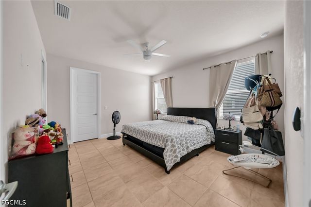 384 Neighborly RD, Labelle, FL 33935