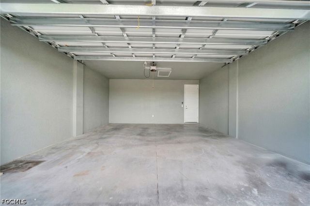 384 Neighborly RD, Labelle, FL 33935