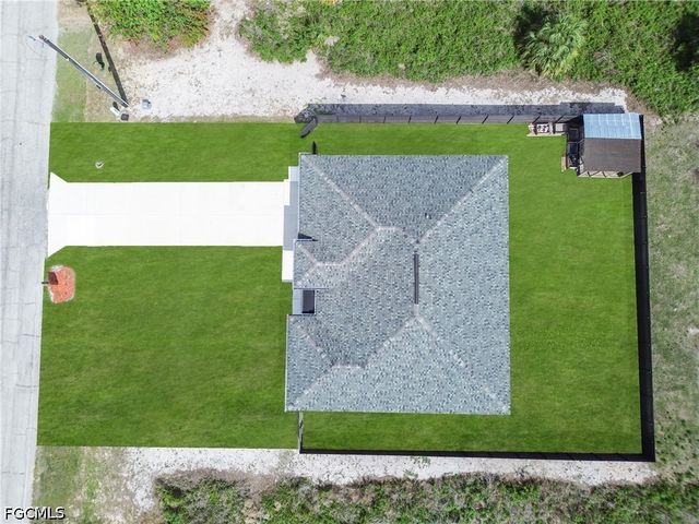 384 Neighborly RD, Labelle, FL 33935