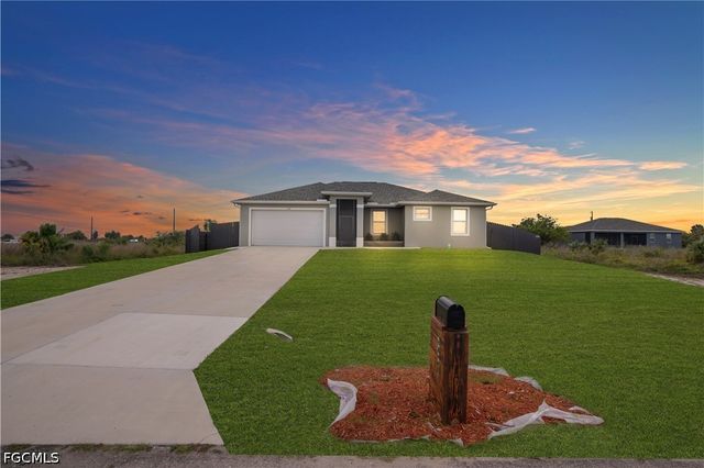 384 Neighborly RD, Labelle, FL 33935