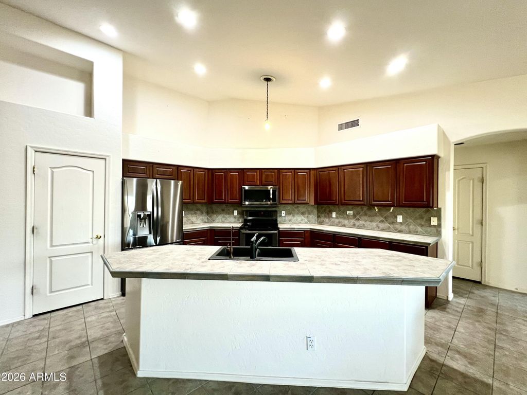 17568 W COPPER RIDGE Drive, Goodyear, AZ 85338 — photo 3