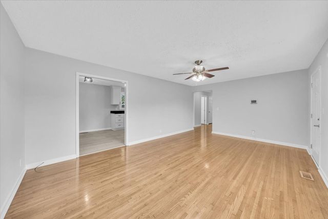 611 Henley St, Manchester, TN 37355