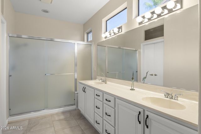 15869 W CLEAR CANYON Drive, Surprise, AZ 85374