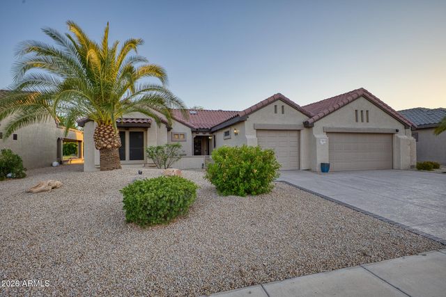 15869 W CLEAR CANYON Drive, Surprise, AZ 85374