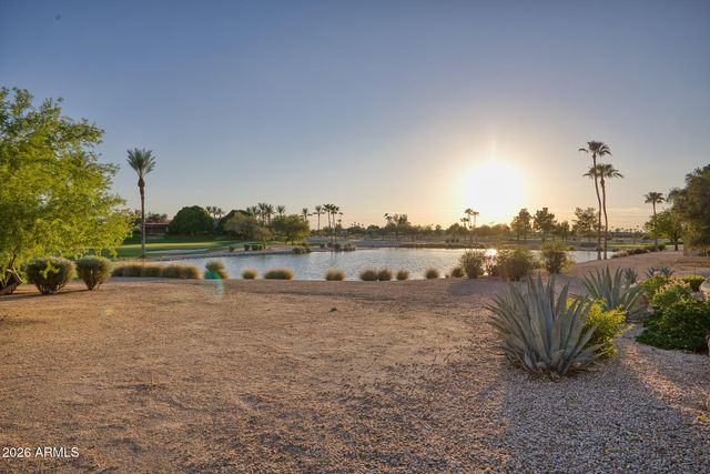 15869 W CLEAR CANYON Drive, Surprise, AZ 85374