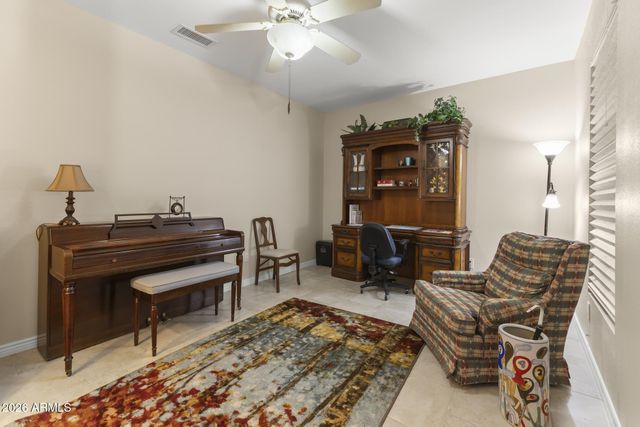 15869 W CLEAR CANYON Drive, Surprise, AZ 85374