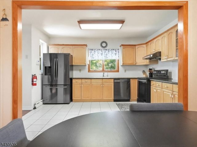 15 Valley View Ave, Randolph Twp., NJ 07869