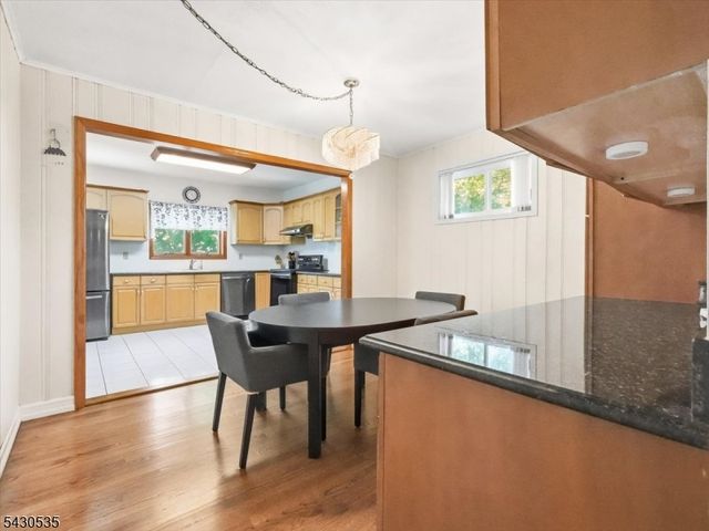 15 Valley View Ave, Randolph Twp., NJ 07869
