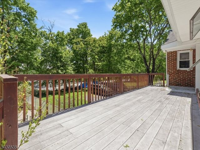 15 Valley View Ave, Randolph Twp., NJ 07869