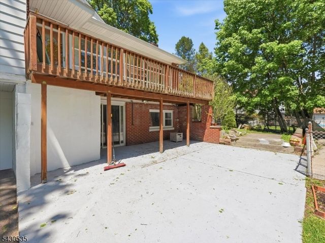15 Valley View Ave, Randolph Twp., NJ 07869