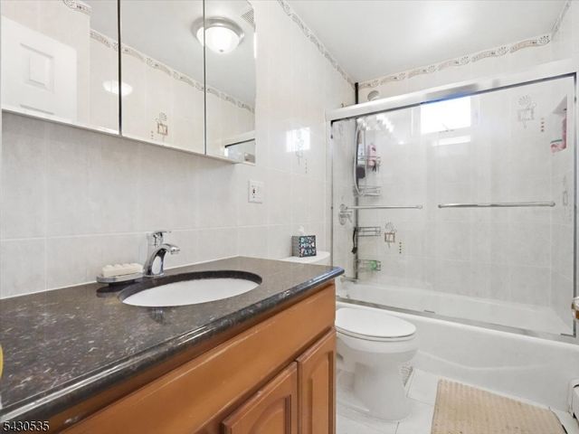 15 Valley View Ave, Randolph Twp., NJ 07869