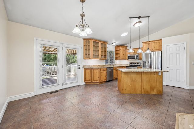 8022 S PEREGRINE PL, Sandy, UT 84094