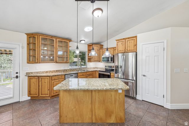 8022 S PEREGRINE PL, Sandy, UT 84094