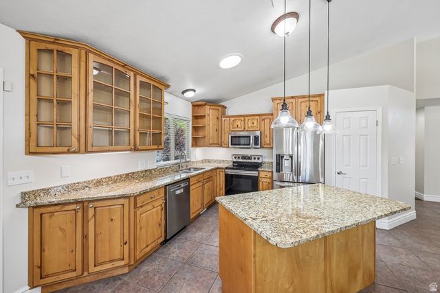 8022 S PEREGRINE PL, Sandy, UT 84094