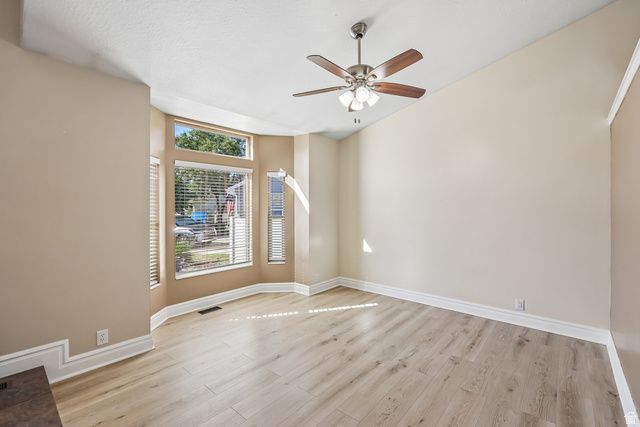 8022 S PEREGRINE PL, Sandy, UT 84094