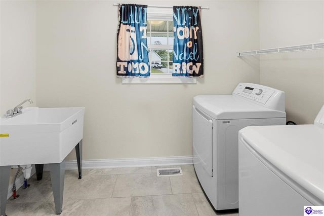 22 N Antelope Court, Rineyville, KY 40162