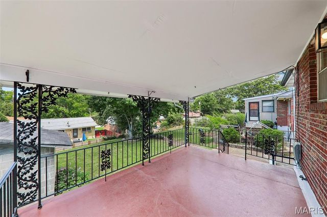 1525 79th Street, St Louis, MO 63130