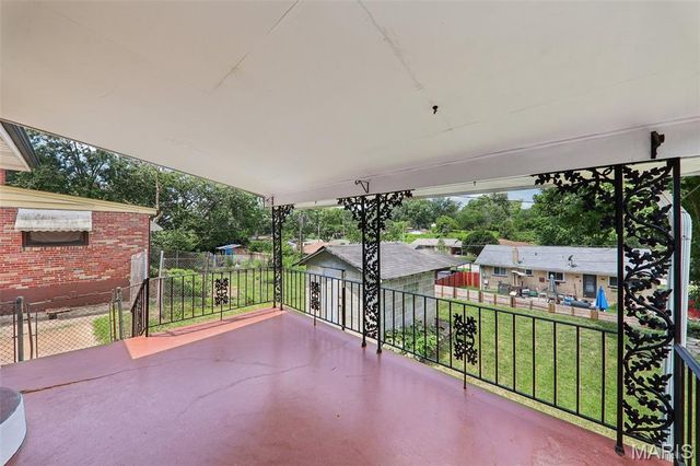 1525 79th Street, St Louis, MO 63130