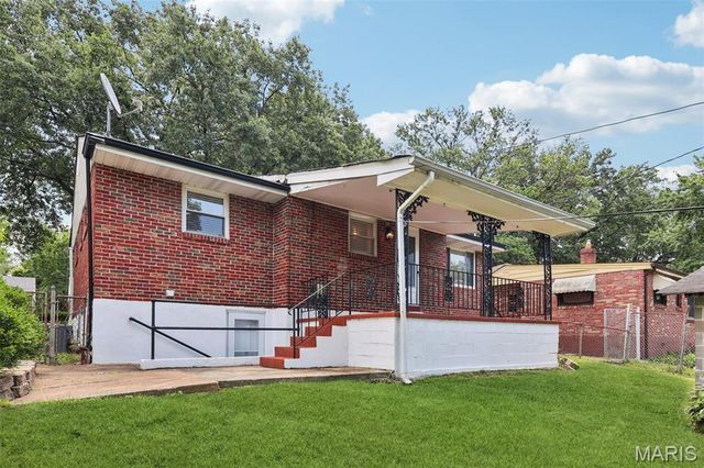 1525 79th Street, St Louis, MO 63130