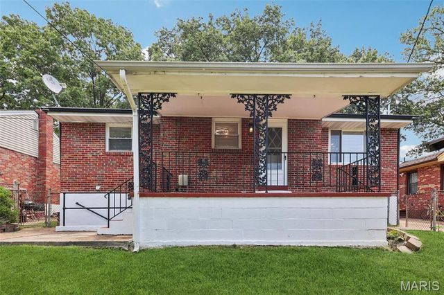1525 79th Street, St Louis, MO 63130