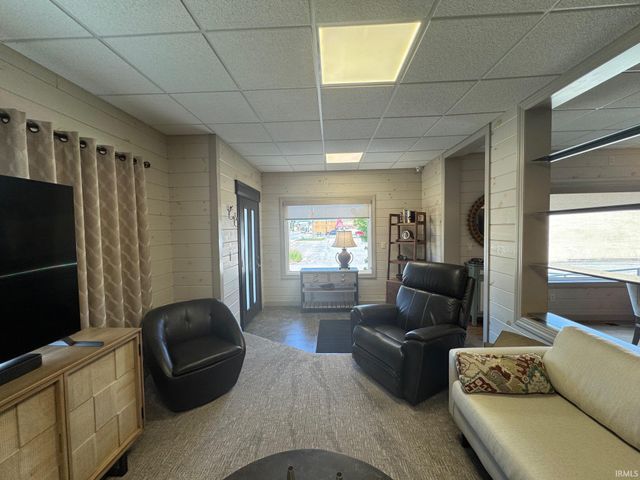 119 W 9th Street, Rochester, IN 46975