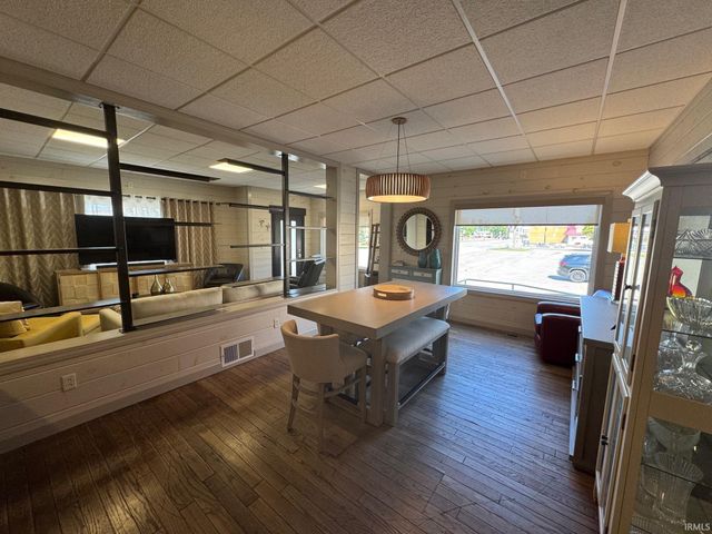 119 W 9th Street, Rochester, IN 46975