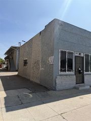 10012 S Broadway, Los Angeles, CA 90003
