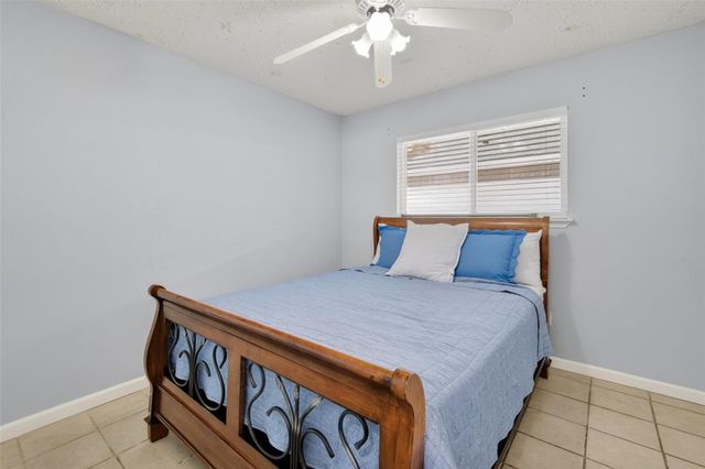 7226 Skybright Lane, Houston, TX 77095