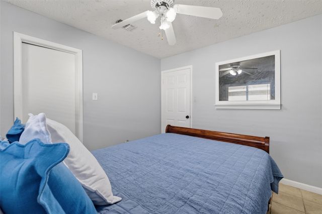 7226 Skybright Lane, Houston, TX 77095