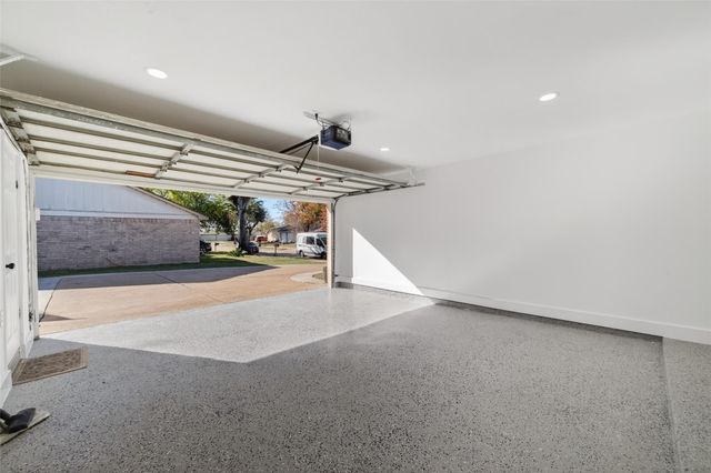 7226 Skybright Lane, Houston, TX 77095