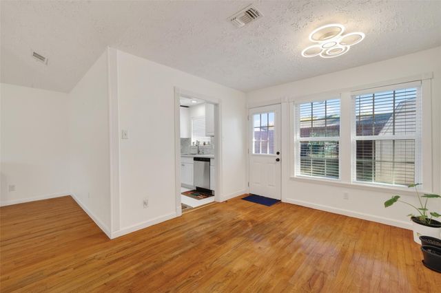 7226 Skybright Lane, Houston, TX 77095