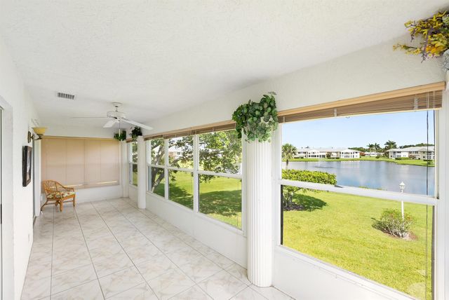 422 Grove Isle Circle, Vero Beach, FL 32962