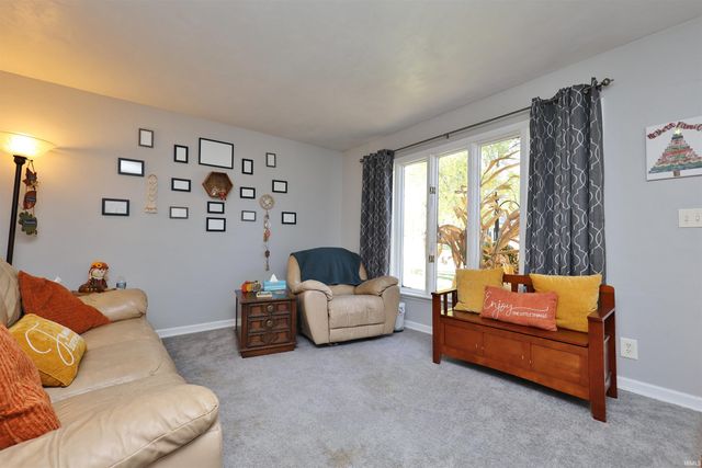 502 Seward Lane, Fairmount, IN 46928