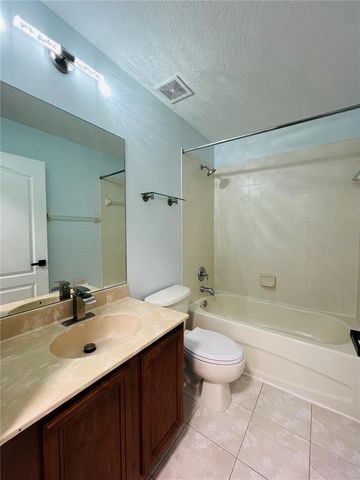 9096 IRON OAK AVENUE, Tampa, FL 33647