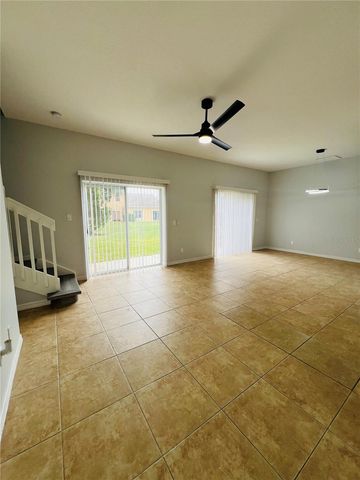 9096 IRON OAK AVENUE, Tampa, FL 33647