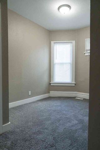 411 E 8TH Street, Davenport, IA 52803