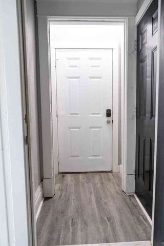 411 E 8TH Street, Davenport, IA 52803