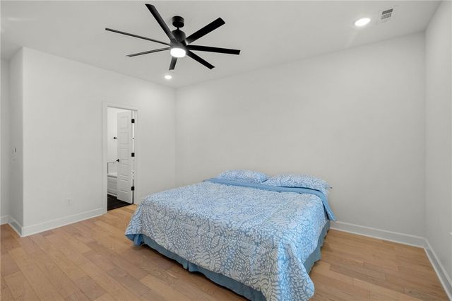700 Bonnie Street, Bentonville, AR 72713