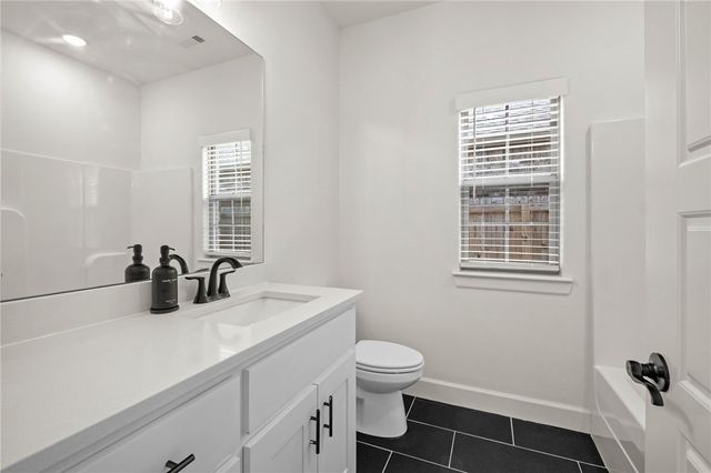 700 Bonnie Street, Bentonville, AR 72713