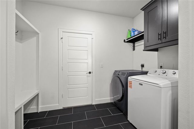 700 Bonnie Street, Bentonville, AR 72713