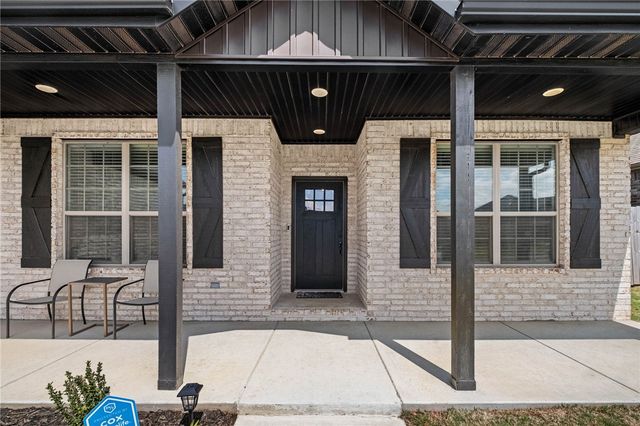 700 Bonnie Street, Bentonville, AR 72713