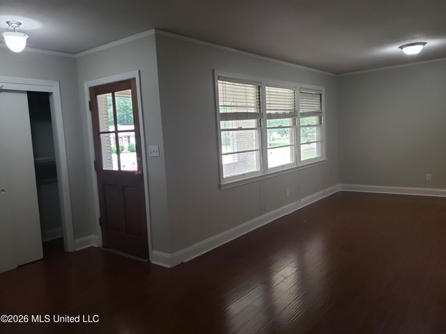 1521 Wilhurst Street, Jackson, MS 39211