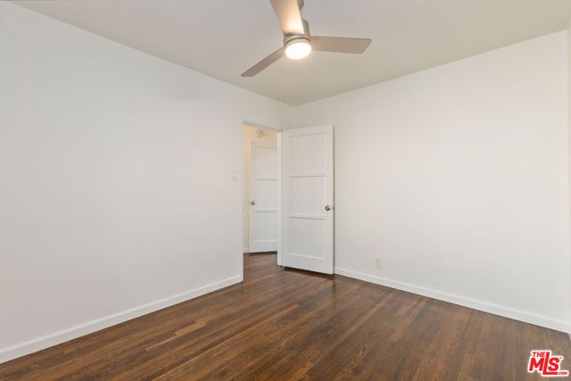 811 E Nutwood Street, Inglewood, CA 90301