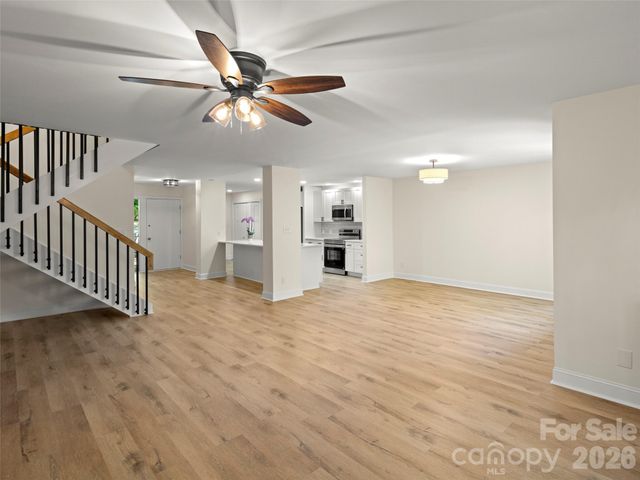 203 Crowfields Drive, Asheville, NC 28803