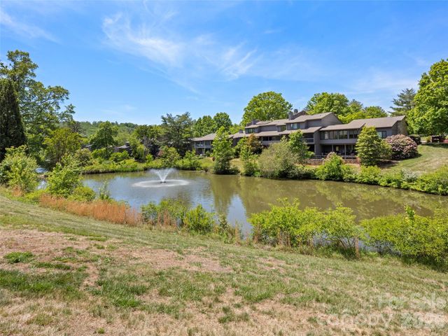203 Crowfields Drive, Asheville, NC 28803