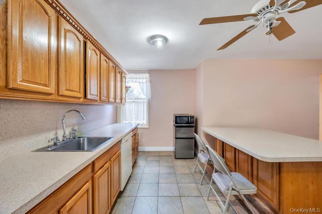 74-45 Yellowstone Boulevard 5G, Rego Park, NY 11374